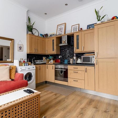 Guestready - Charming Retreat In West Green 伦敦 客房 照片